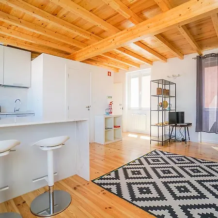 Shortstayflat- Studio Duplex With Great View Lisboa