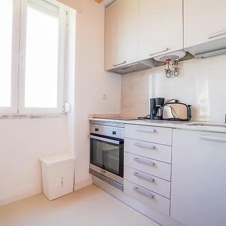 Shortstayflat- Studio Duplex With Great View Lisboa